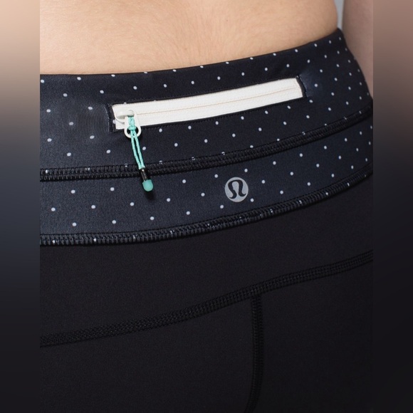 Women’s LULULEMON ATHLETICA Up The Pace Crop Black legging size 8 - Picture 7 of 14